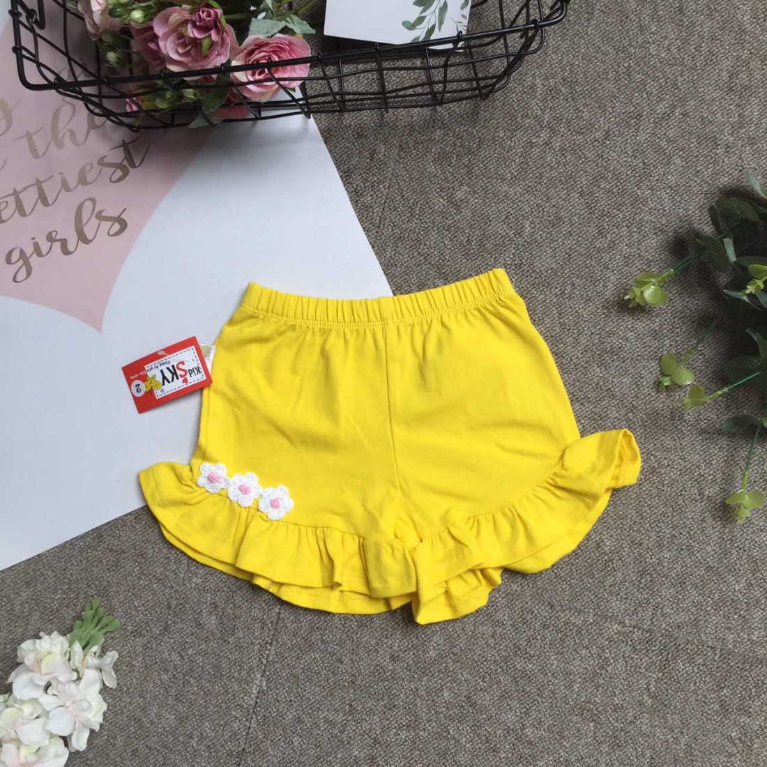 quần đùi cotton bèo gấu 3 hoa bé gái size 2-8-